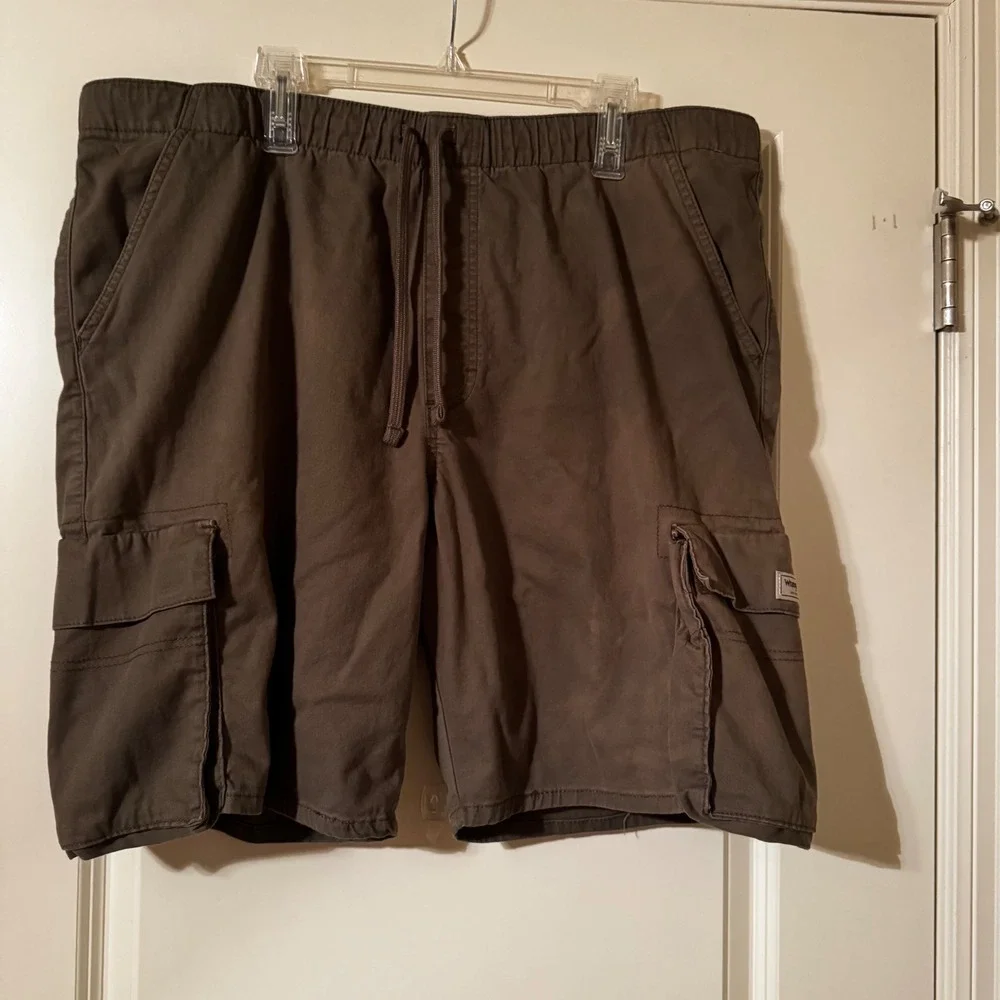Wrangler Authentics Mens Brown Cargo Shorts XL 40-42 Elastic Waist Drawstring